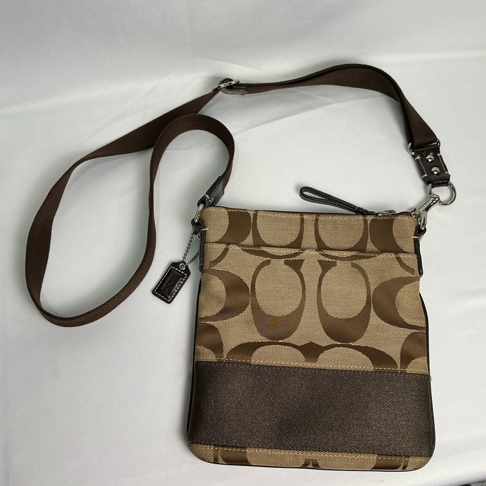 Coach Signature Swingpack Crossbody Bag Brown Khaki Canvas - Picture 1 of 15